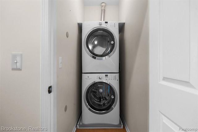 512 Graten Street, Birmingham, MI 48009