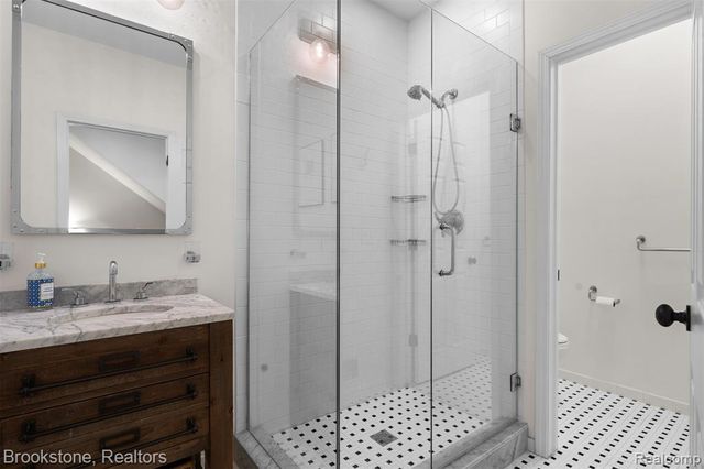 512 Graten Street, Birmingham, MI 48009