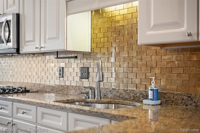 512 Graten Street, Birmingham, MI 48009