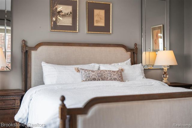 512 Graten Street, Birmingham, MI 48009