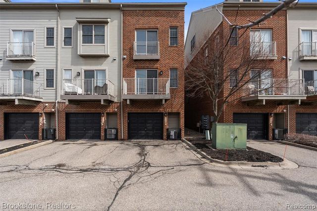 512 Graten Street, Birmingham, MI 48009