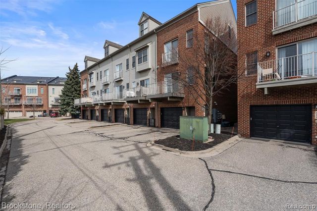 512 Graten Street, Birmingham, MI 48009