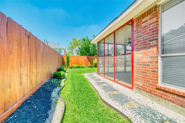 12822 Fieldcliff Court, Houston, TX 77041
