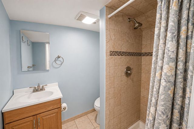 74 Fairview Avenue, Islip Terrace, NY 11752