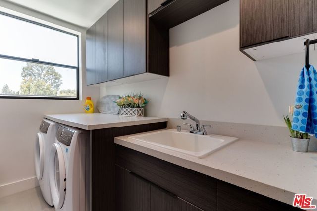 18015 Martha Street, Encino (los Angeles), CA 91316