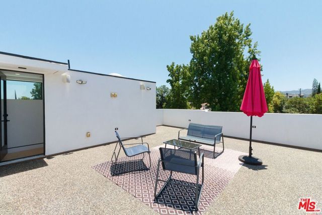 18015 Martha Street, Encino (los Angeles), CA 91316