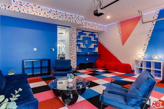 18015 Martha Street, Encino (los Angeles), CA 91316