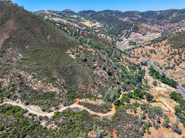 104 Mule Skinner, Clearlake Oaks, CA 95423