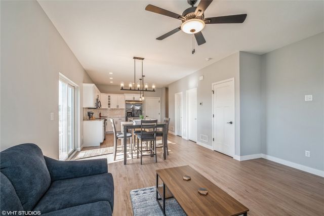 2398 Bluegrass Street, Marion, IA 52302