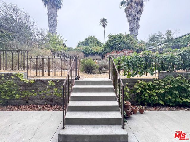 1123 Marion Avenue, Los Angeles, CA 90026