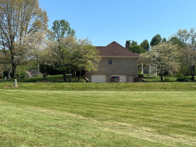 101 Wildwood Drive, Somerset, KY 42503