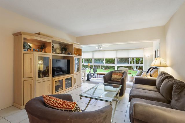 3401 Spanish Trail 151, Delray Beach, FL 33483