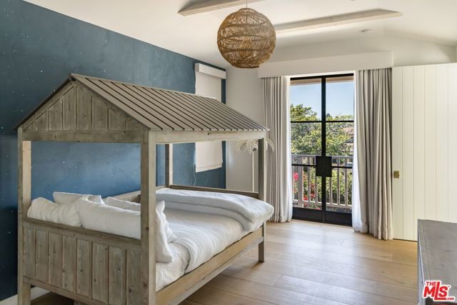 339 17th Street, Santa Monica, CA 90402