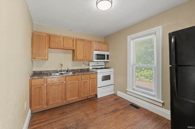 426 E Market Street, Huntington, IN 46750