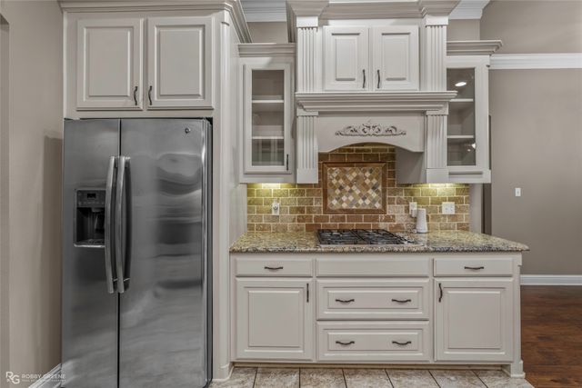 1233 Dry Creek, Haughton, LA 71037
