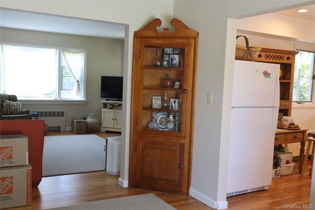 278 Lafayette Avenue, Cortlandt Manor, NY 10567
