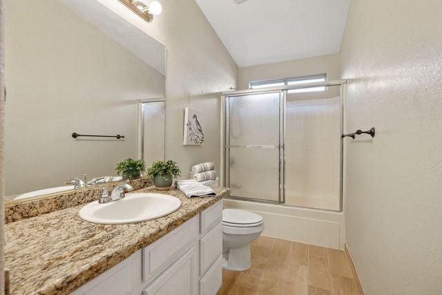 4603 S Verde Vista Street, Visalia, CA 93277