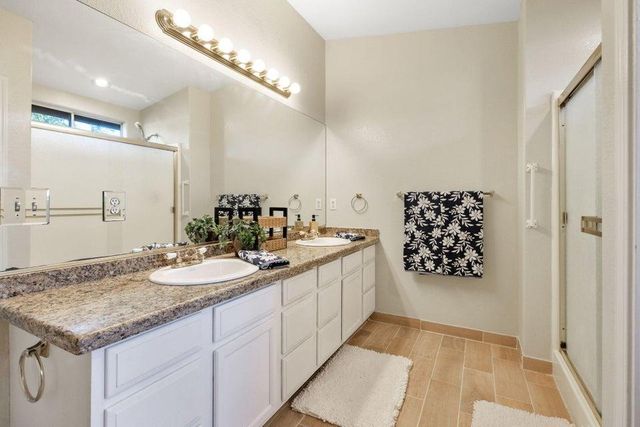 4603 S Verde Vista Street, Visalia, CA 93277