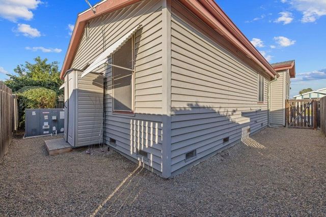 4603 S Verde Vista Street, Visalia, CA 93277