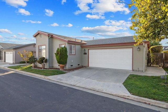 4603 S Verde Vista Street, Visalia, CA 93277