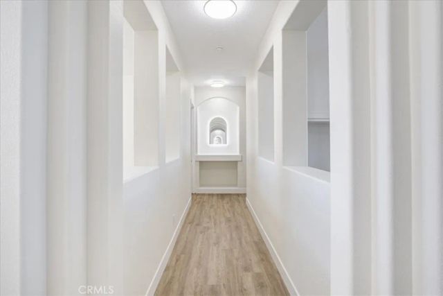 1485 La Mesa, Phelan, CA 92371