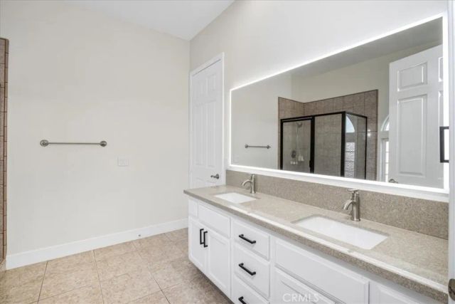 1485 La Mesa, Phelan, CA 92371