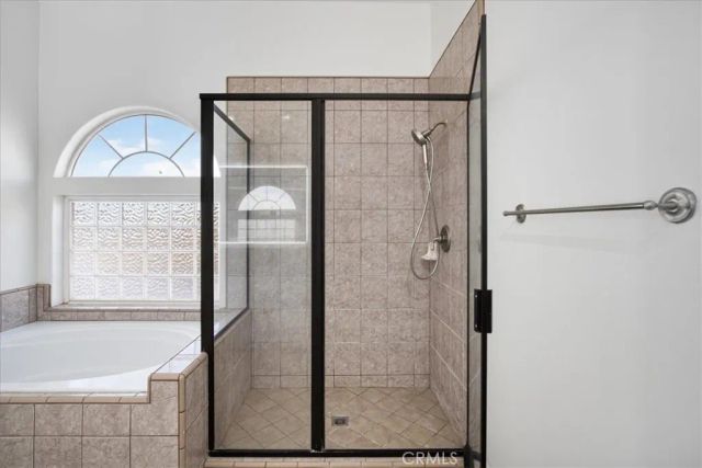 1485 La Mesa, Phelan, CA 92371
