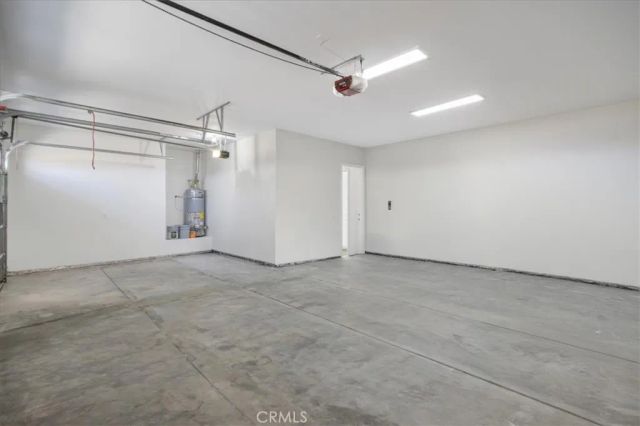 1485 La Mesa, Phelan, CA 92371