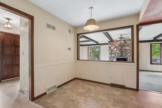 N71W30583 Mary Hill DRIVE, Hartland, WI 53029