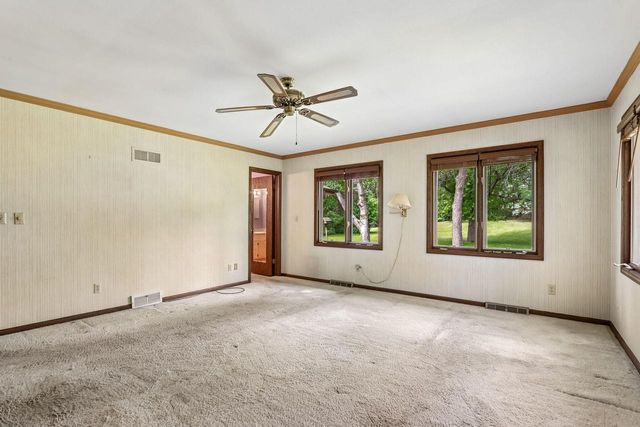 N71W30583 Mary Hill DRIVE, Hartland, WI 53029