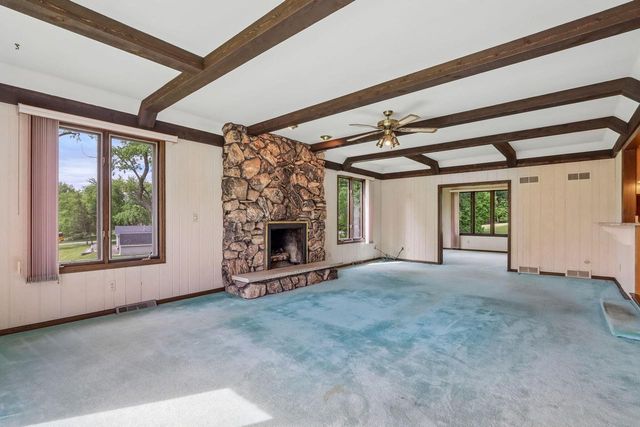 N71W30583 Mary Hill DRIVE, Hartland, WI 53029