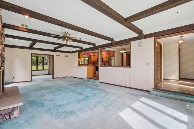 N71W30583 Mary Hill DRIVE, Hartland, WI 53029