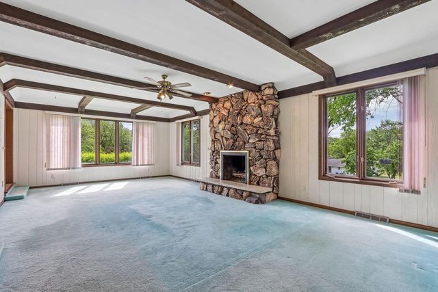 N71W30583 Mary Hill DRIVE, Hartland, WI 53029