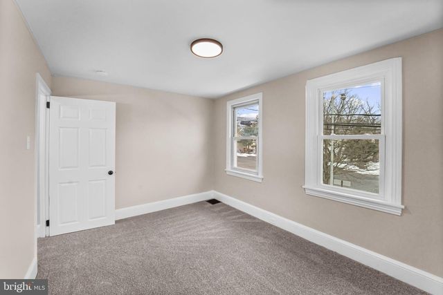 127 SCHOOLEY ST, Moorestown, NJ 08057