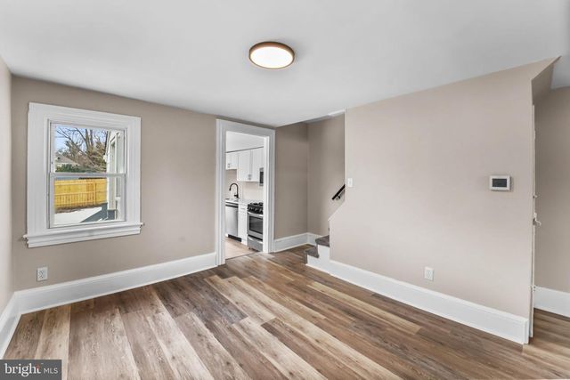 127 SCHOOLEY ST, Moorestown, NJ 08057