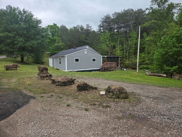 2799 Pine Ridge Road, Winchester, KY 40391