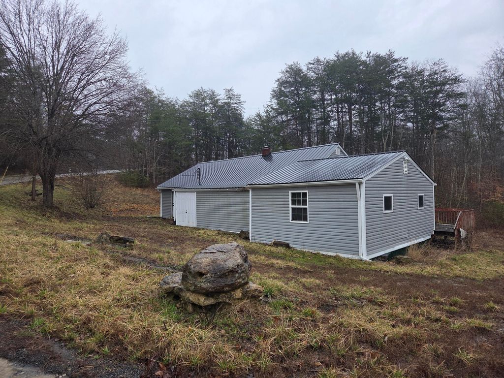 2799 Pine Ridge Road, Winchester, KY 40391
