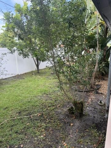 2016 NE 14th Ct 2, Fort Lauderdale, FL 33304