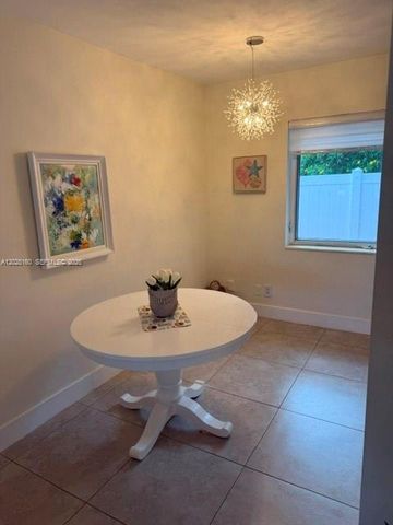 2016 NE 14th Ct 2, Fort Lauderdale, FL 33304