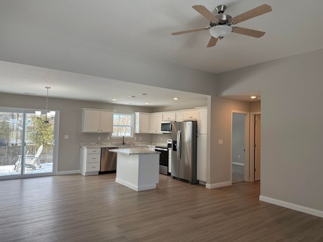 5408 SWEETGUM CIR, Columbia, MO 65202