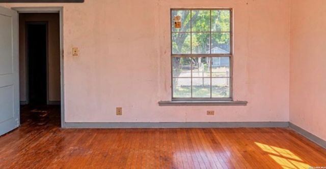 439 Ward Ave, San Antonio, TX 78223