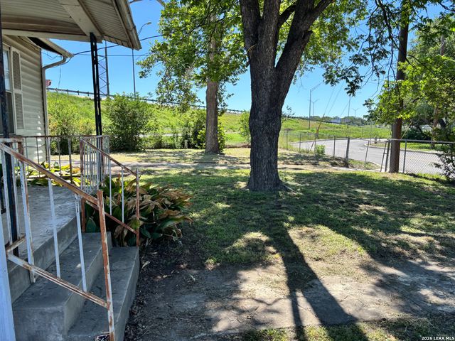 439 Ward Ave, San Antonio, TX 78223