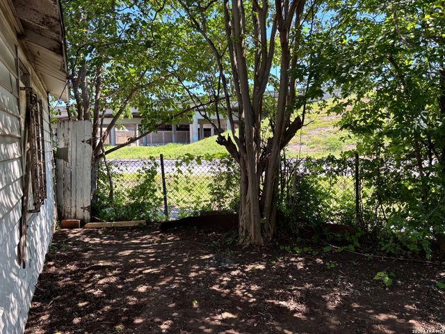 439 Ward Ave, San Antonio, TX 78223