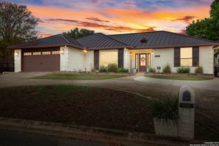 305 E Tanglewood, New Braunfels, TX 78130