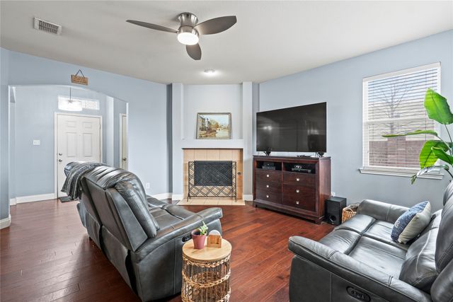 502 Elderwood Loop, Mesquite, TX 75181