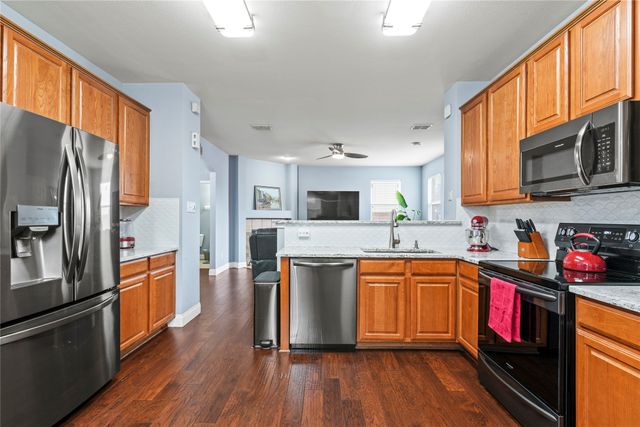 502 Elderwood Loop, Mesquite, TX 75181