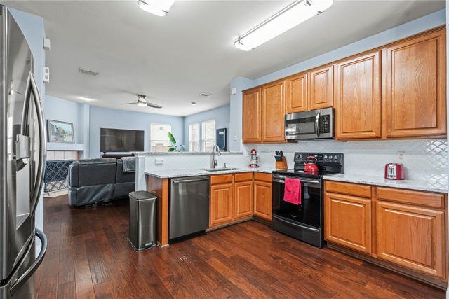 502 Elderwood Loop, Mesquite, TX 75181