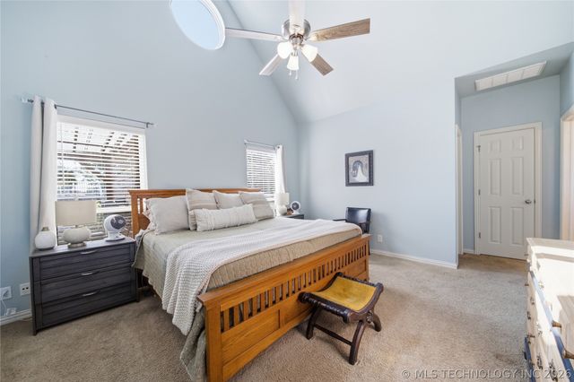 12729 Woodview Court, Oologah, OK 74053