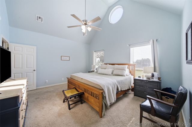 12729 Woodview Court, Oologah, OK 74053