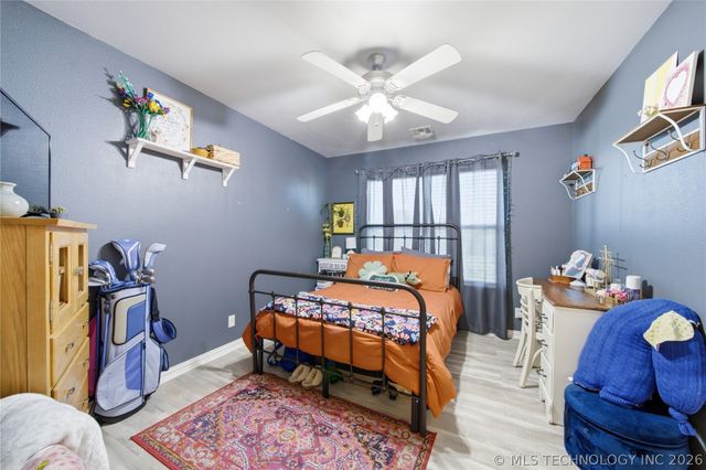 12729 Woodview Court, Oologah, OK 74053